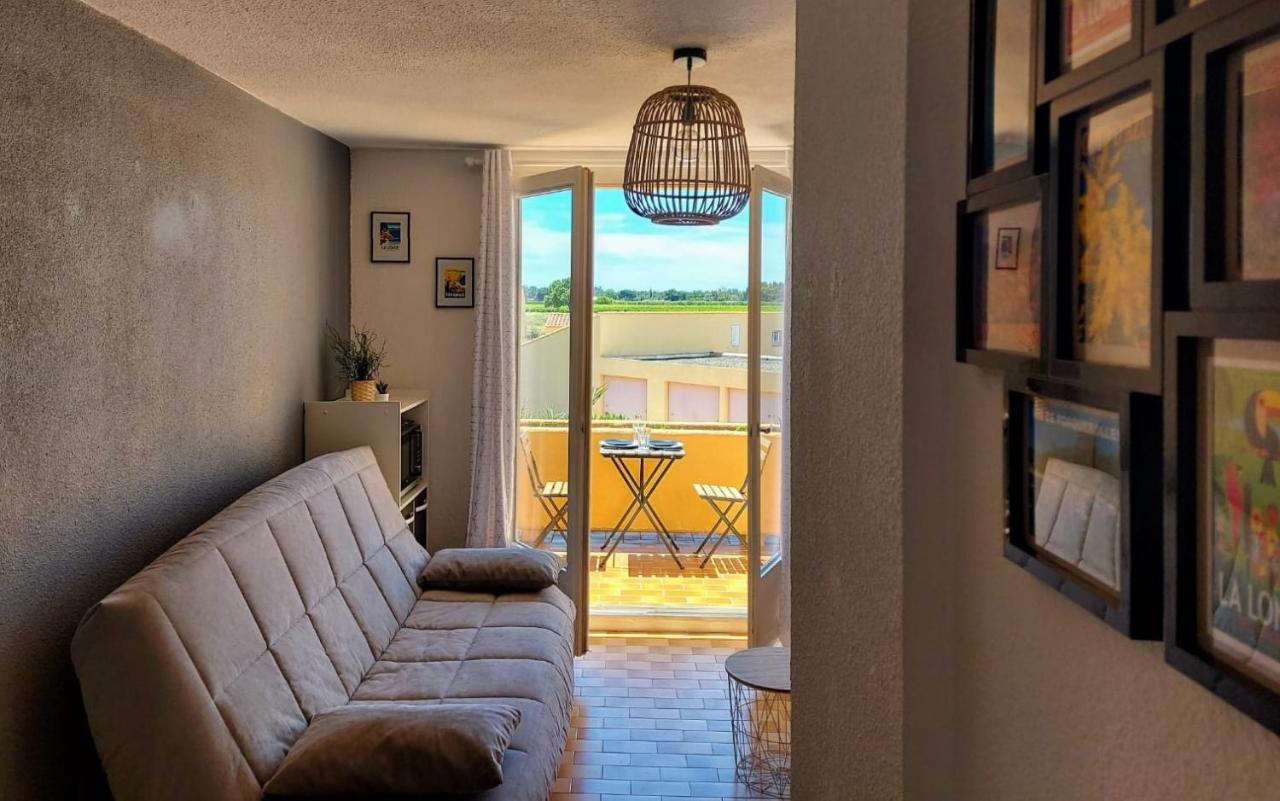 Coquet Studio Avec Belle Terrasse Apartamento La Londe-les-Maures Exterior foto
